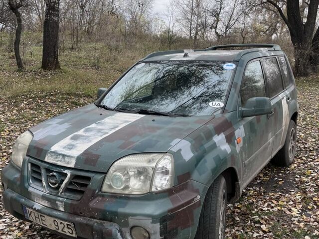 Ниссан ИксТрейл, объемом двигателя 2.2 л и пробегом 377 тыс. км за 2500 $, фото 1 на Automoto.ua