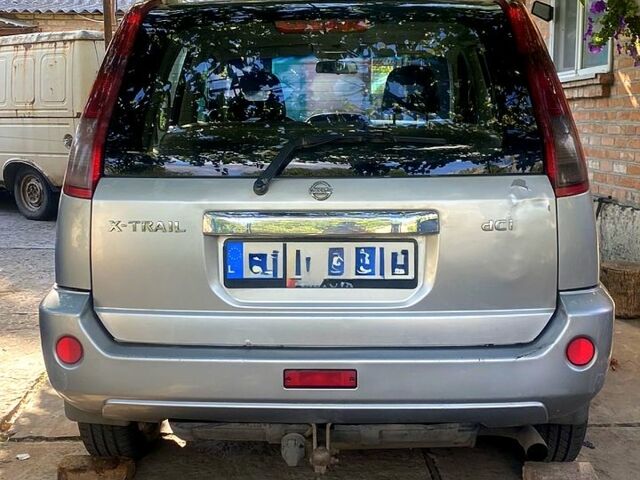 Ніссан ІксТрейл, об'ємом двигуна 2.2 л та пробігом 0 тис. км за 2610 $, фото 1 на Automoto.ua