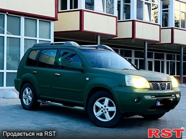 Ниссан ИксТрейл, объемом двигателя 2.2 л и пробегом 247 тыс. км за 2550 $, фото 1 на Automoto.ua