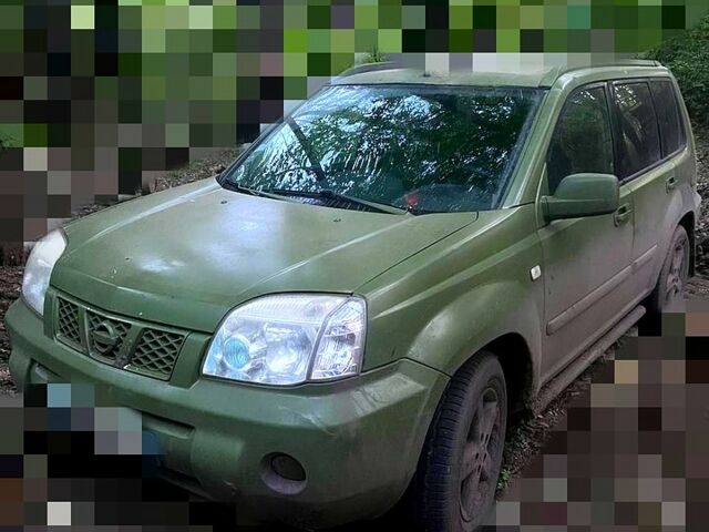 Ниссан ИксТрейл, объемом двигателя 2.2 л и пробегом 290 тыс. км за 3100 $, фото 1 на Automoto.ua