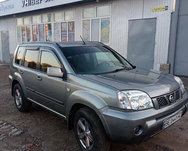 Ниссан ИксТрейл, объемом двигателя 2.5 л и пробегом 361 тыс. км за 6500 $, фото 1 на Automoto.ua