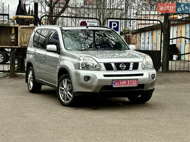 Ниссан ИксТрейл, объемом двигателя 2 л и пробегом 253 тыс. км за 10999 $, фото 1 на Automoto.ua