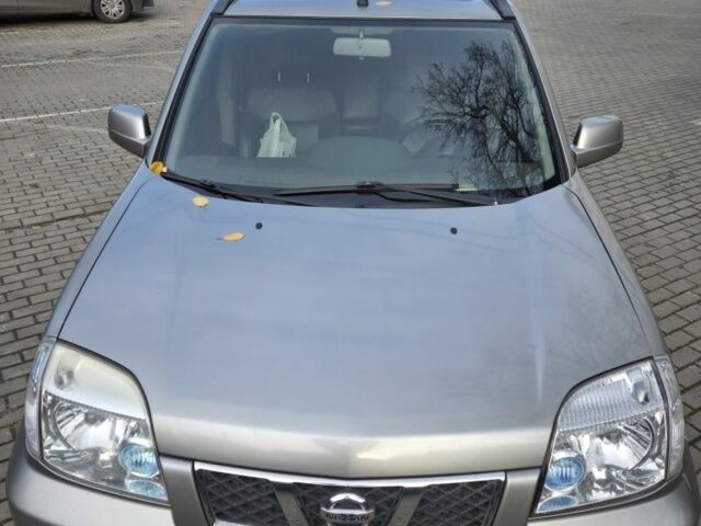 Серый Ниссан ИксТрейл, объемом двигателя 2.2 л и пробегом 280 тыс. км за 4164 $, фото 1 на Automoto.ua