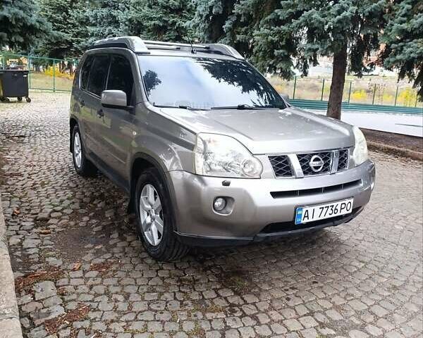 Ниссан ИксТрейл 2008 в Кропивницком (Кировограде) на Automoto.ua Серый Ниссан ИксТрейл, объемом двигателя 2 л и пробегом 245 тыс. км за 8200 $, фото 1 на Automoto.ua