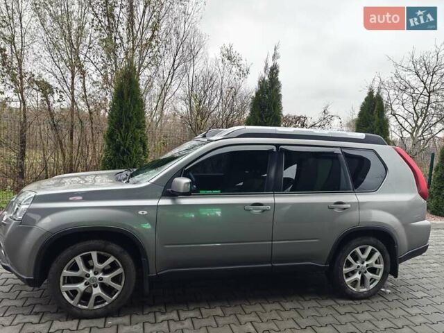 Серый Ниссан ИксТрейл, объемом двигателя 2 л и пробегом 179 тыс. км за 11500 $, фото 1 на Automoto.ua