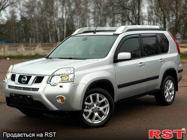 Сірий Ніссан ІксТрейл, об'ємом двигуна 2 л та пробігом 160 тис. км за 11200 $, фото 1 на Automoto.ua