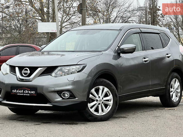Серый Ниссан ИксТрейл, объемом двигателя 2 л и пробегом 79 тыс. км за 14699 $, фото 1 на Automoto.ua