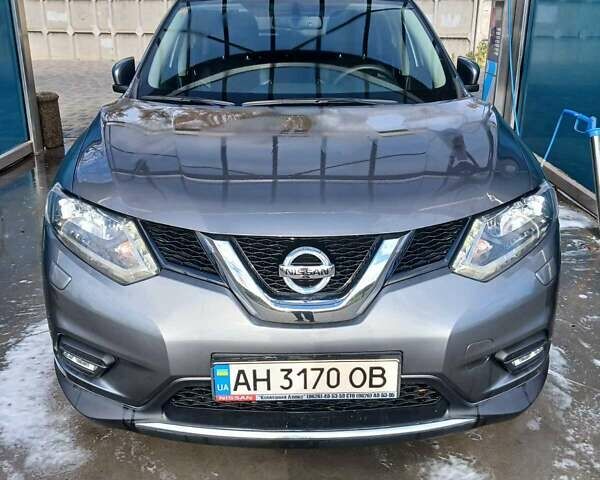Сірий Ніссан ІксТрейл, об'ємом двигуна 2 л та пробігом 75 тис. км за 13999 $, фото 1 на Automoto.ua
