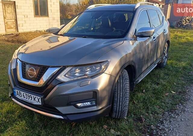 Серый Ниссан ИксТрейл, объемом двигателя 1.6 л и пробегом 169 тыс. км за 19800 $, фото 1 на Automoto.ua
