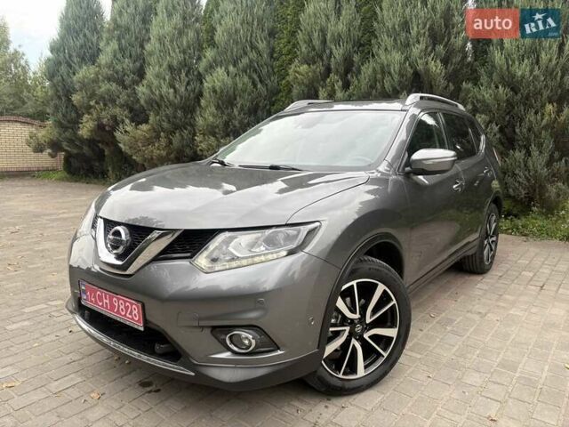 Сірий Ніссан ІксТрейл, об'ємом двигуна 1.6 л та пробігом 129 тис. км за 18900 $, фото 1 на Automoto.ua