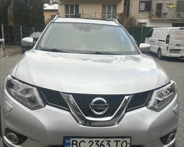 Серый Ниссан ИксТрейл, объемом двигателя 1.6 л и пробегом 172 тыс. км за 16700 $, фото 1 на Automoto.ua