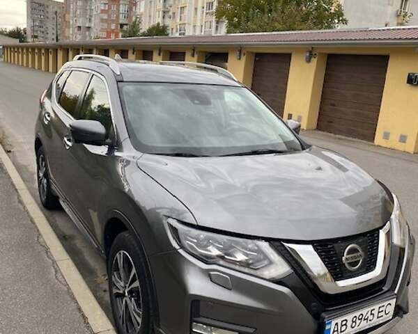 Серый Ниссан ИксТрейл, объемом двигателя 1.6 л и пробегом 265 тыс. км за 17500 $, фото 1 на Automoto.ua