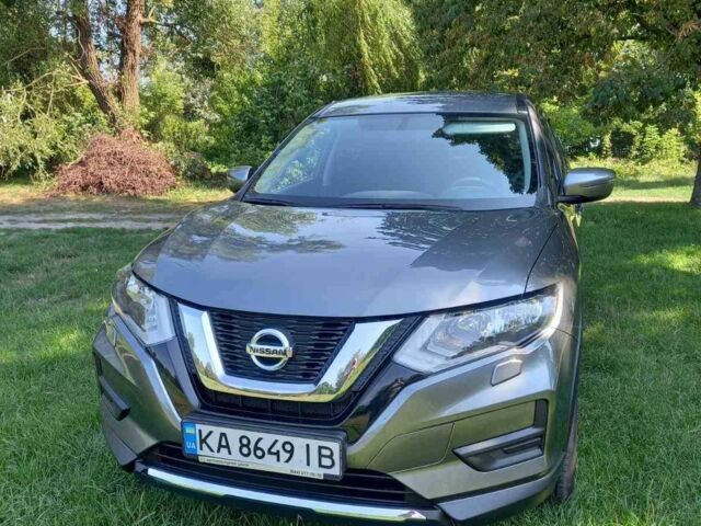 Серый Ниссан ИксТрейл, объемом двигателя 2 л и пробегом 42 тыс. км за 20500 $, фото 1 на Automoto.ua