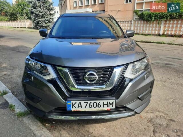 Серый Ниссан ИксТрейл, объемом двигателя 2 л и пробегом 24 тыс. км за 23100 $, фото 1 на Automoto.ua