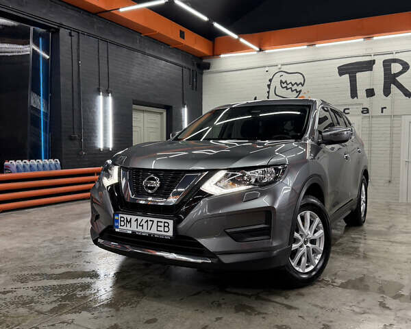 Серый Ниссан ИксТрейл, объемом двигателя 2 л и пробегом 39 тыс. км за 21450 $, фото 1 на Automoto.ua