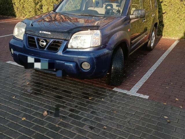 Синий Ниссан ИксТрейл, объемом двигателя 2.2 л и пробегом 278 тыс. км за 3100 $, фото 1 на Automoto.ua