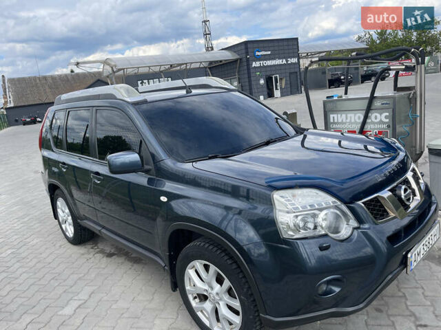Синій Ніссан ІксТрейл, об'ємом двигуна 2 л та пробігом 186 тис. км за 11499 $, фото 1 на Automoto.ua