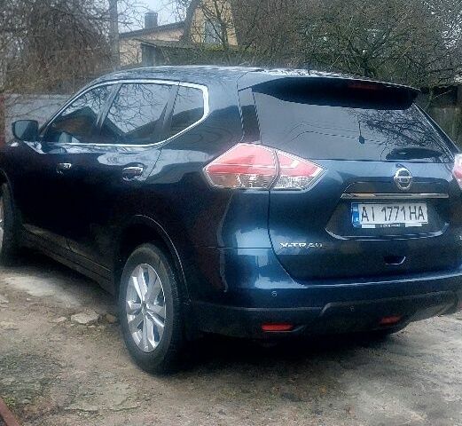 Синий Ниссан ИксТрейл, объемом двигателя 1.6 л и пробегом 185 тыс. км за 344 $, фото 1 на Automoto.ua