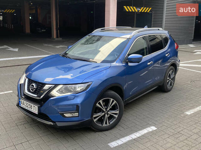 Синий Ниссан ИксТрейл, объемом двигателя 1.6 л и пробегом 84 тыс. км за 17600 $, фото 1 на Automoto.ua