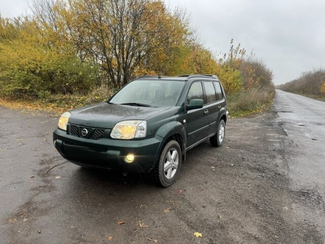Зеленый Ниссан ИксТрейл, объемом двигателя 2.2 л и пробегом 270 тыс. км за 3400 $, фото 1 на Automoto.ua