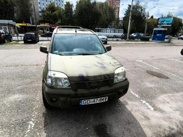 Зеленый Ниссан ИксТрейл, объемом двигателя 2.2 л и пробегом 399 тыс. км за 4000 $, фото 1 на Automoto.ua