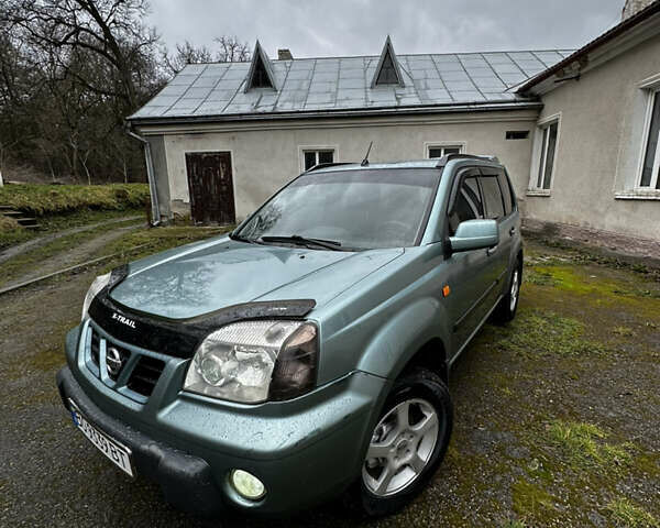 Зелений Ніссан ІксТрейл, об'ємом двигуна 2.2 л та пробігом 320 тис. км за 5350 $, фото 1 на Automoto.ua