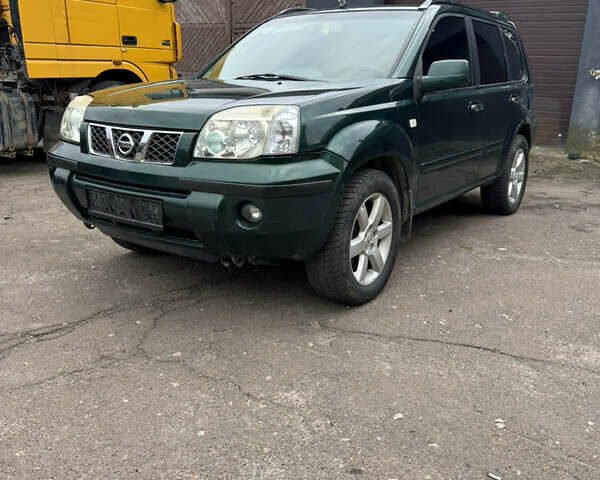Зеленый Ниссан ИксТрейл, объемом двигателя 2.2 л и пробегом 250 тыс. км за 3300 $, фото 1 на Automoto.ua