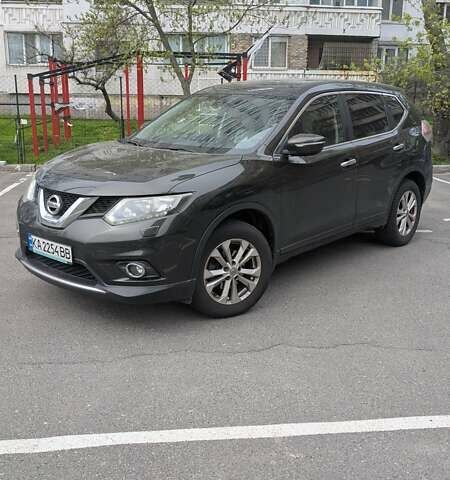 Зеленый Ниссан ИксТрейл, объемом двигателя 1.6 л и пробегом 108 тыс. км за 18800 $, фото 1 на Automoto.ua