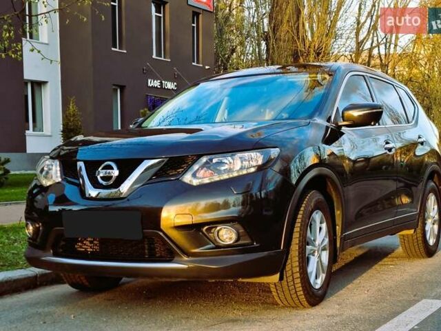 Ніссан ІксТрейл 2017 у Києві на Automoto.ua Зелений Ніссан ІксТрейл, об'ємом двигуна 1.6 л та пробігом 102 тис. км за 18550 $, фото 1 на Automoto.ua