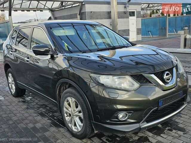 Зеленый Ниссан ИксТрейл, объемом двигателя 1.6 л и пробегом 264 тыс. км за 15500 $, фото 1 на Automoto.ua