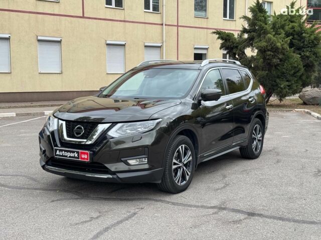 Зеленый Ниссан ИксТрейл, объемом двигателя 1.6 л и пробегом 167 тыс. км за 18990 $, фото 1 на Automoto.ua