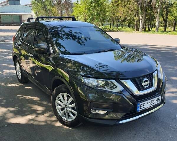 Зеленый Ниссан ИксТрейл, объемом двигателя 1.6 л и пробегом 101 тыс. км за 25000 $, фото 1 на Automoto.ua