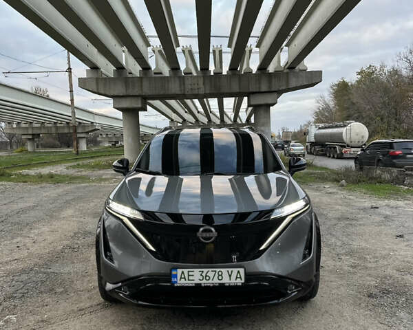 Серый Ниссан Ariya, объемом двигателя 0 л и пробегом 18 тыс. км за 30500 $, фото 1 на Automoto.ua
