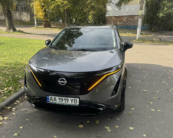 Ніссан Ariya 2024 у Кам'янське (Дніпродзержинськ) на Automoto.ua Сірий Ніссан Ariya, об'ємом двигуна 0 л та пробігом 30 тис. км за 27000 $, фото 1 на Automoto.ua