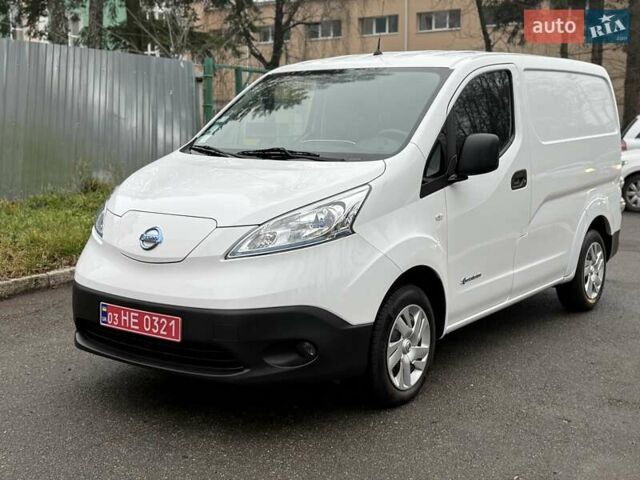Білий Ніссан e-NV200, об'ємом двигуна 0 л та пробігом 48 тис. км за 15700 $, фото 1 на Automoto.ua