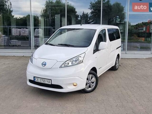 Белый Ниссан e-NV200, объемом двигателя 0 л и пробегом 89 тыс. км за 9200 $, фото 1 на Automoto.ua