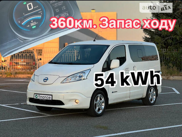 Білий Ніссан e-NV200, об'ємом двигуна 0 л та пробігом 82 тис. км за 16900 $, фото 1 на Automoto.ua