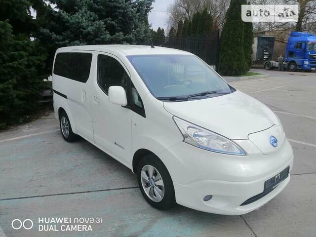 Білий Ніссан e-NV200, об'ємом двигуна 0 л та пробігом 61 тис. км за 27900 $, фото 1 на Automoto.ua