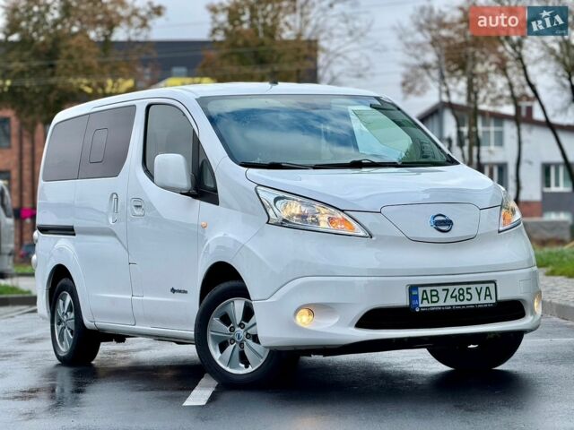 Білий Ніссан e-NV200, об'ємом двигуна 0 л та пробігом 76 тис. км за 16850 $, фото 1 на Automoto.ua
