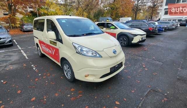 Бежевий Ніссан e-NV200, об'ємом двигуна 0 л та пробігом 140 тис. км за 16900 $, фото 1 на Automoto.ua
