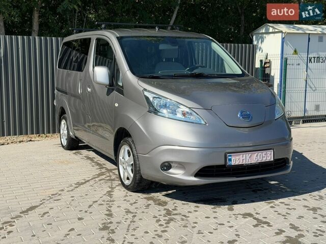 Серый Ниссан e-NV200, объемом двигателя 0 л и пробегом 118 тыс. км за 10350 $, фото 1 на Automoto.ua