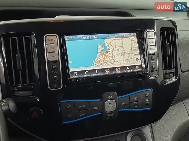 Серый Ниссан e-NV200, объемом двигателя 0 л и пробегом 16 тыс. км за 14800 $, фото 1 на Automoto.ua