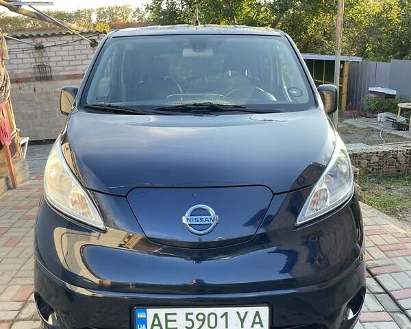 Синий Ниссан e-NV200, объемом двигателя 0 л и пробегом 109 тыс. км за 13200 $, фото 1 на Automoto.ua