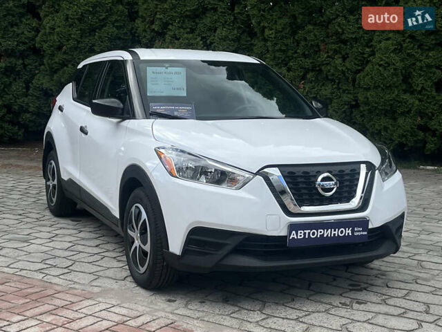 Белый Ниссан Kicks, объемом двигателя 1.6 л и пробегом 32 тыс. км за 14900 $, фото 1 на Automoto.ua