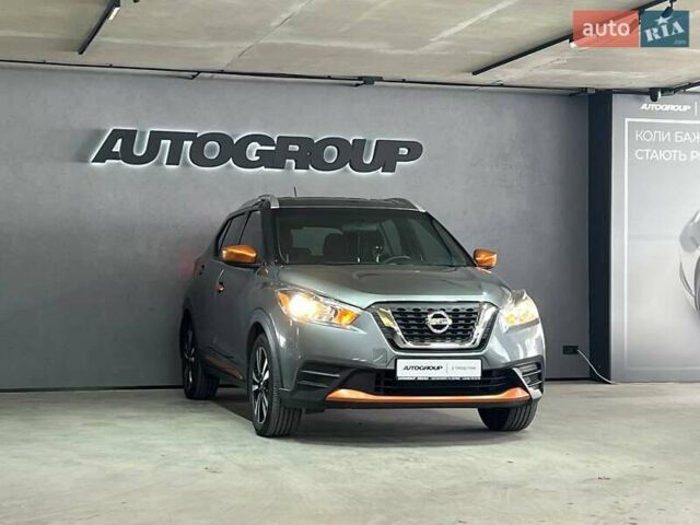 Серый Ниссан Kicks, объемом двигателя 1.6 л и пробегом 138 тыс. км за 13899 $, фото 1 на Automoto.ua