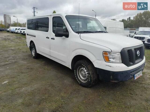 Белый Ниссан NV1500, объемом двигателя 4 л и пробегом 128 тыс. км за 27000 $, фото 1 на Automoto.ua