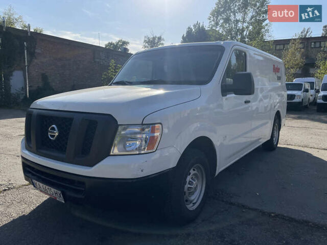 Білий Ніссан NV1500, об'ємом двигуна 3.95 л та пробігом 82 тис. км за 9650 $, фото 1 на Automoto.ua