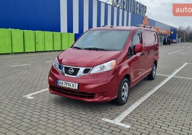 Червоний Ніссан NV200, об'ємом двигуна 2 л та пробігом 95 тис. км за 12300 $, фото 1 на Automoto.ua