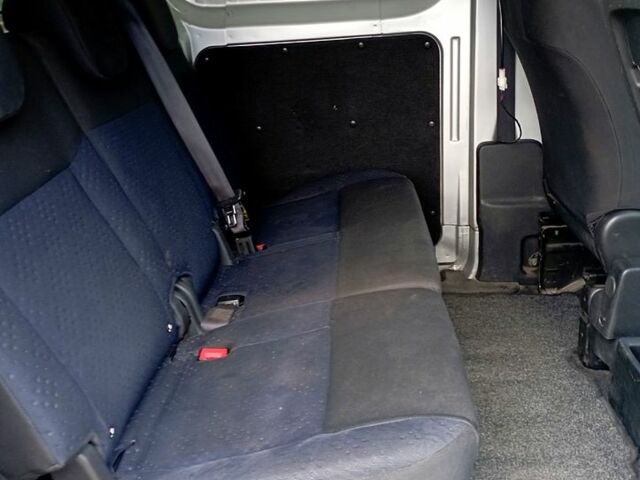 Серый Ниссан NV200, объемом двигателя 1.5 л и пробегом 200 тыс. км за 11500 $, фото 1 на Automoto.ua