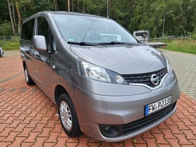 Серый Ниссан NV200, объемом двигателя 1.6 л и пробегом 195 тыс. км за 7900 $, фото 1 на Automoto.ua